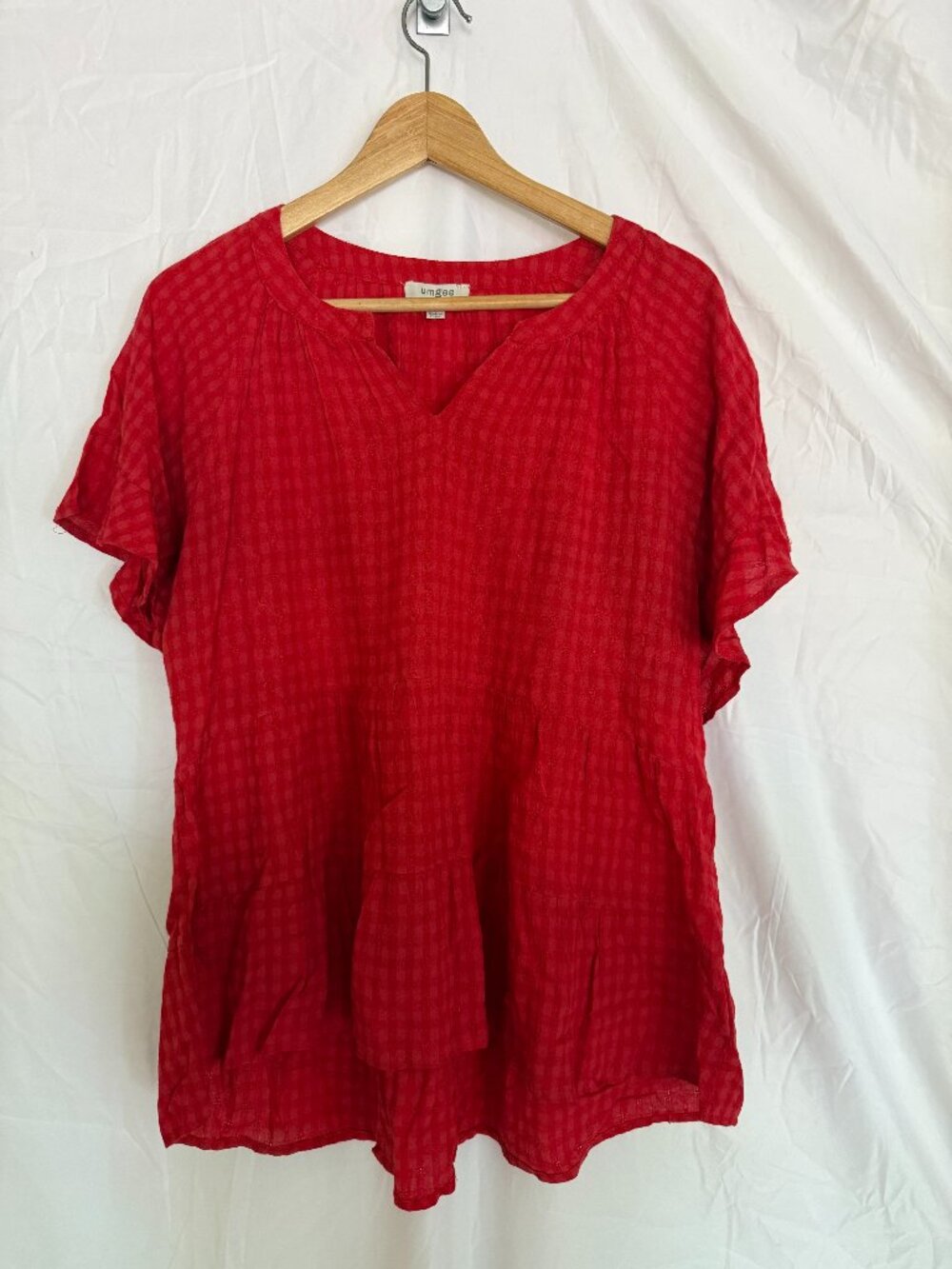 Umgee USA Red Textured Plaid Check Tunic Blouse Size Medium